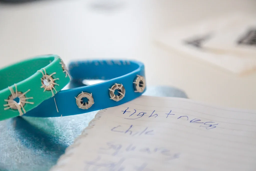 TOM-Melbourne_magnetic-bracelet_1