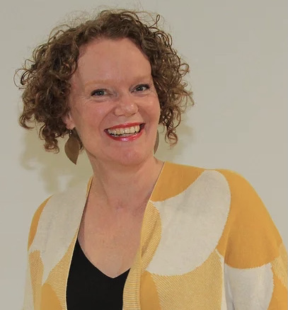 Mandy McCracken - Team Member